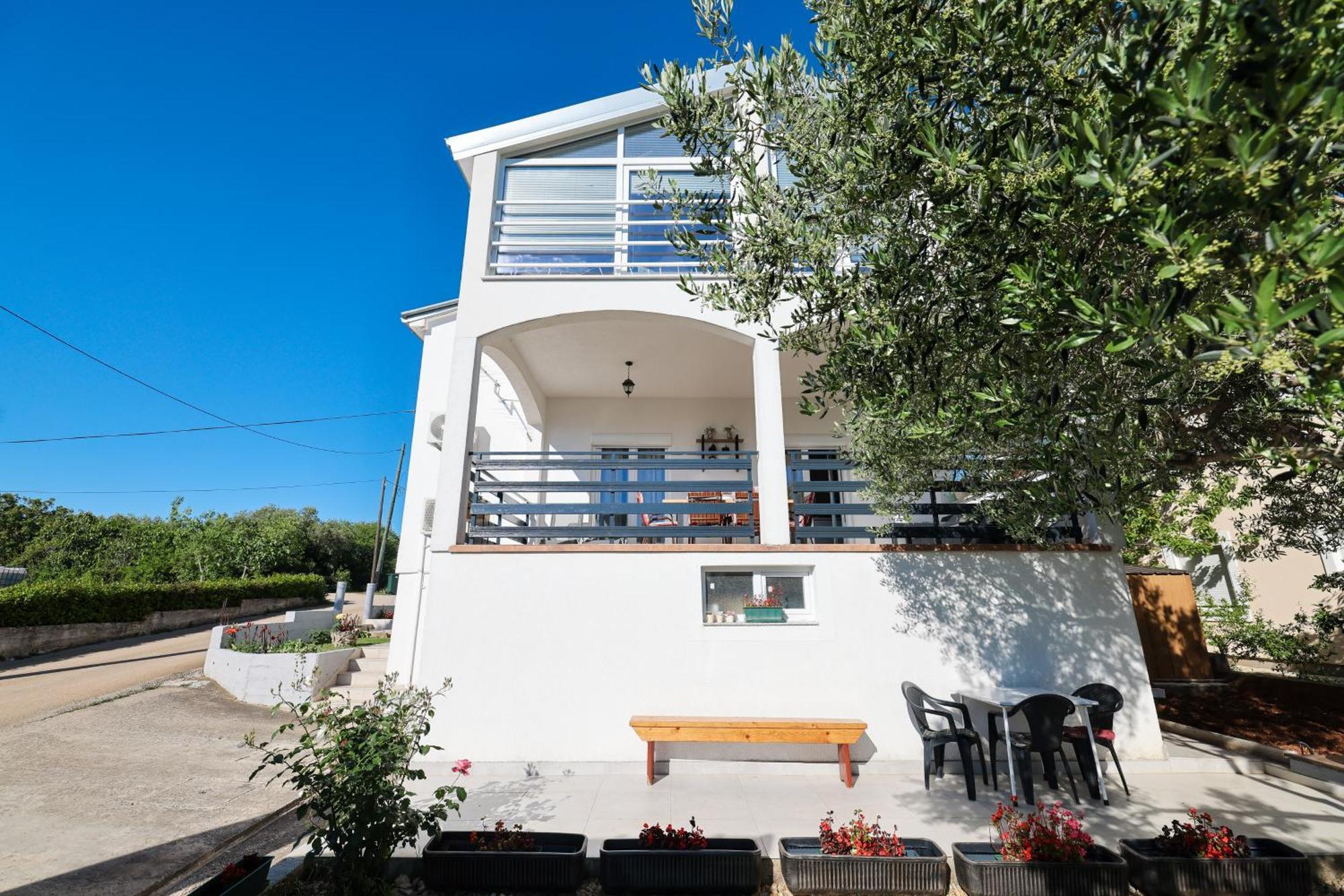 Apartment Pantalon, Big Terrace And Free Parking Zadar Exterior photo